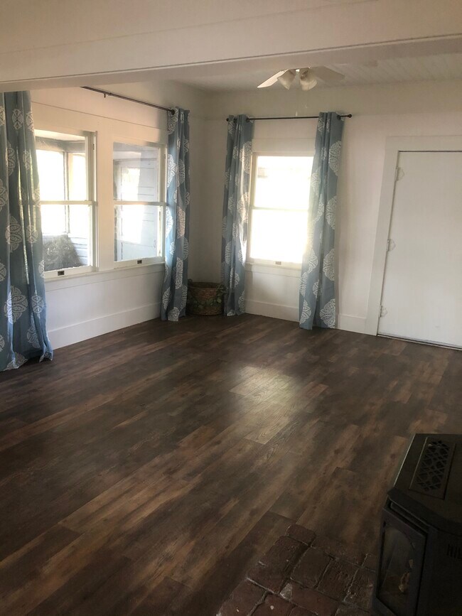Foto del edificio - 9474 Quartz St