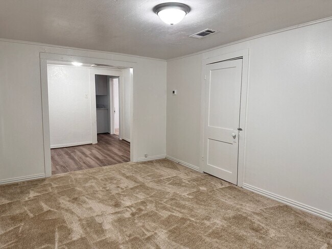 Foto del edificio - 2 Bedroom Home Close to Historic District