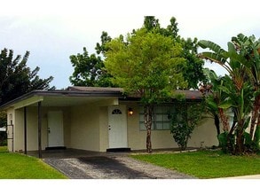 Building Photo - 5264 SW 94th Ave