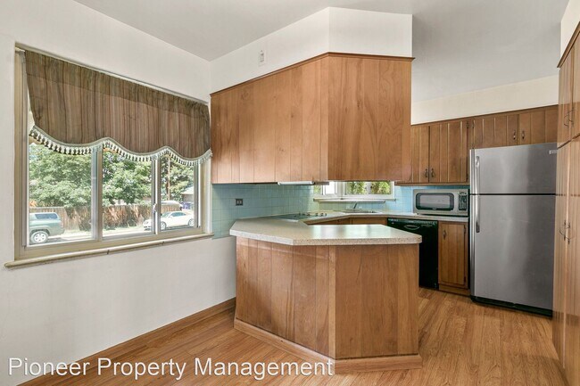 Building Photo - 3 br, 2 bath House - 3300 Zenobia St