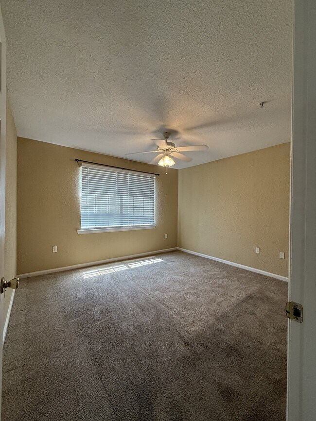 Foto del edificio - 800 Boardwalk Dr