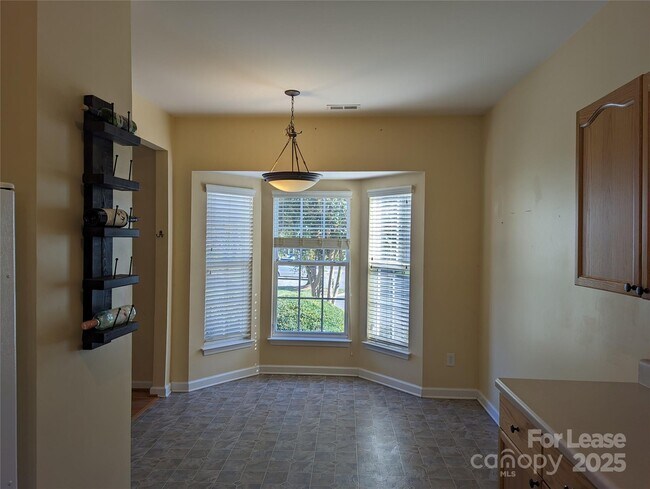 Foto del edificio - 7920 Mariners Pointe Cir