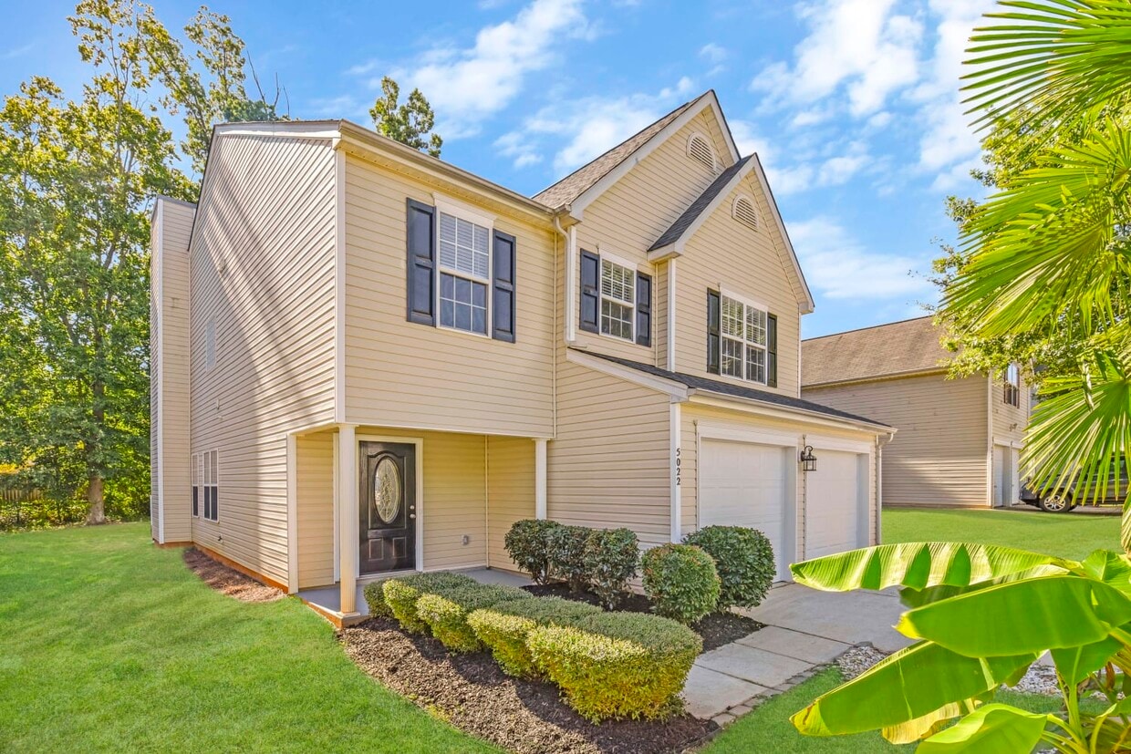 Primary Photo - 5022 Acorn Forest Ln