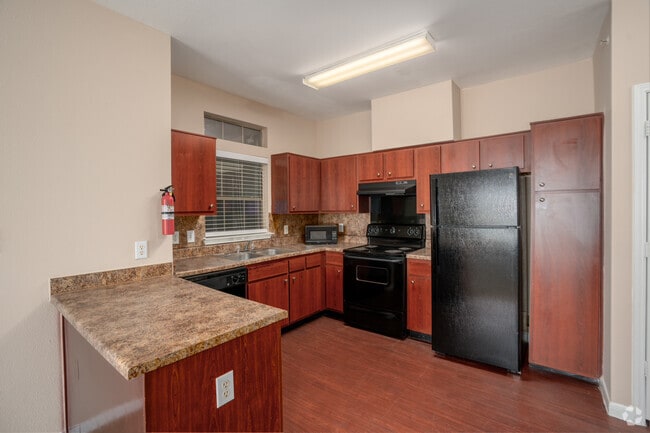 2BR, 2BA - 949SF - Kitchen - Uvalde Ranch Apartments