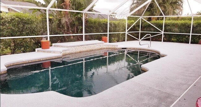 Foto del edificio - 1783 Tulip Ln