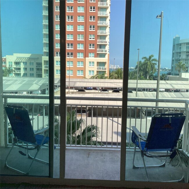 Foto del edificio - 2001 S Biscayne Blvd