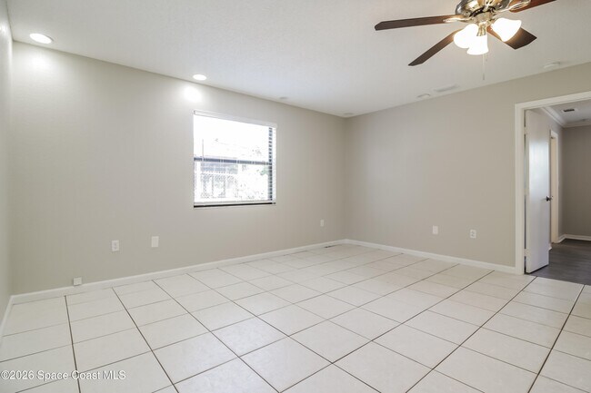 Foto del edificio - 6054 Cardiff Ave