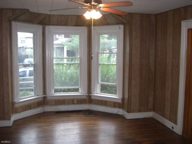 Foto del edificio - 111 Eldredge St