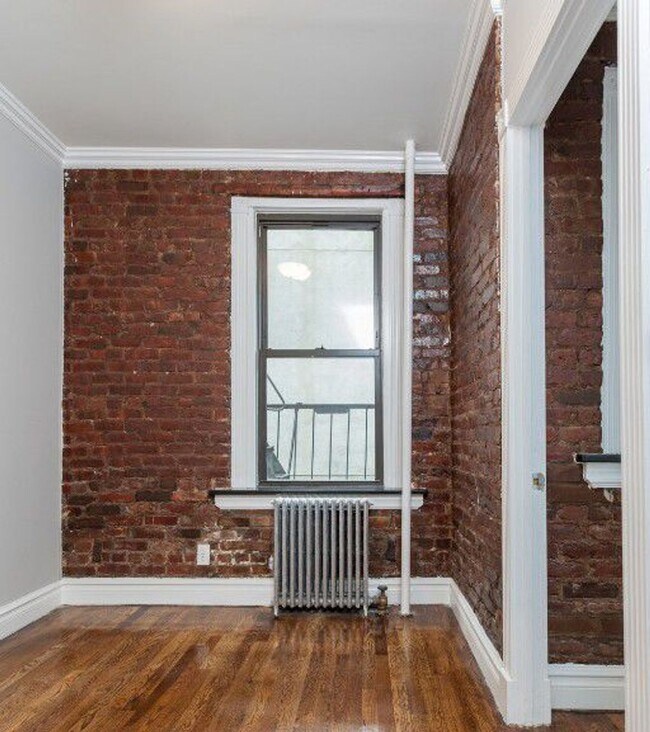 Building Photo - East 13th Street