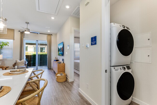 Apartamentos Yardly Cross Creek Meadows — foto de la comunidad - Yardly Cross Creek Meadows