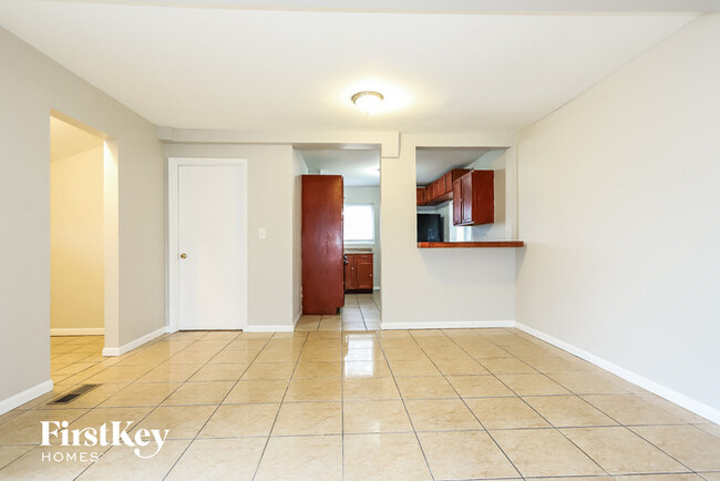 Foto del edificio - 141 W Briarcliff Rd