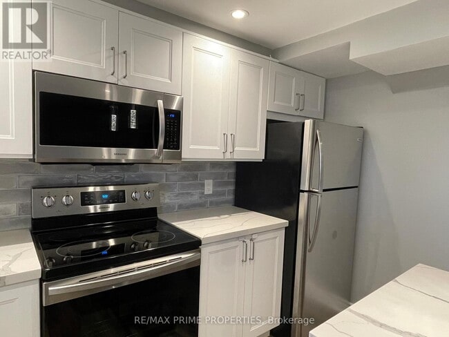 Photo du bâtiment - 315 Kirby Crescent