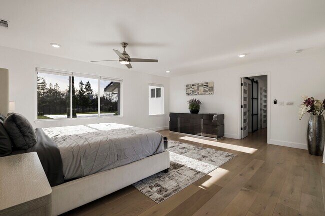 Foto del edificio - 6615 Arabian Cir