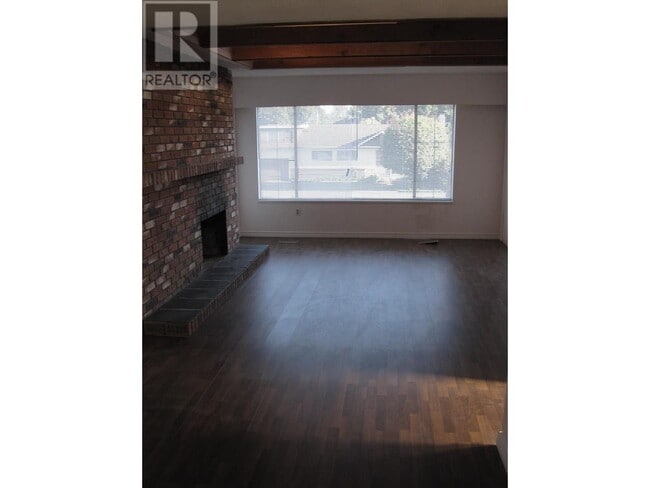 Building Photo - 2165 Prairie Ave