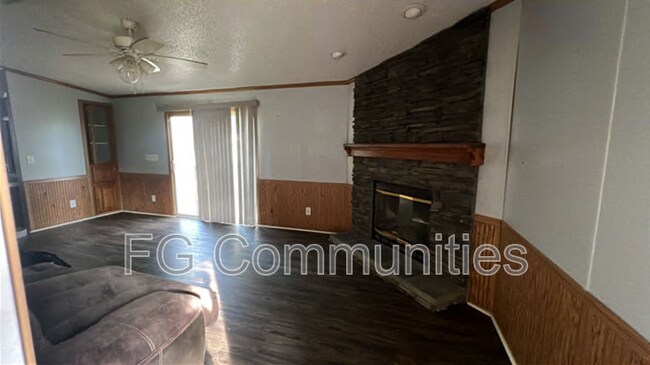 Foto del edificio - 1020 Old Church Rd