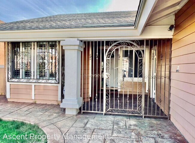 Foto del edificio - 4 br, 2 bath House - 2286 Spring oak Way