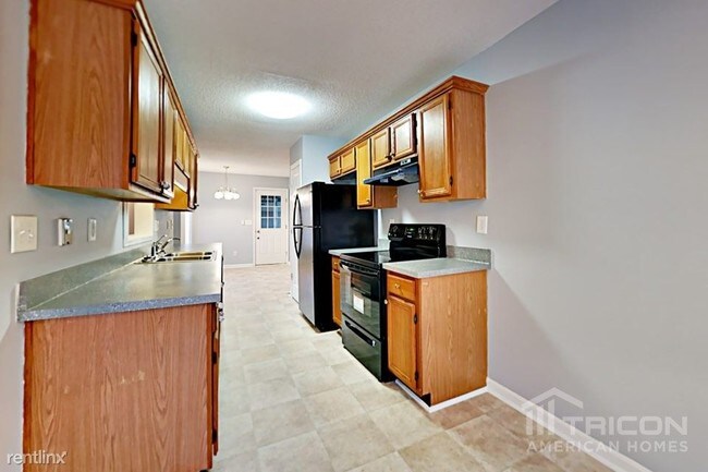 Building Photo - 1811 Independence Dr