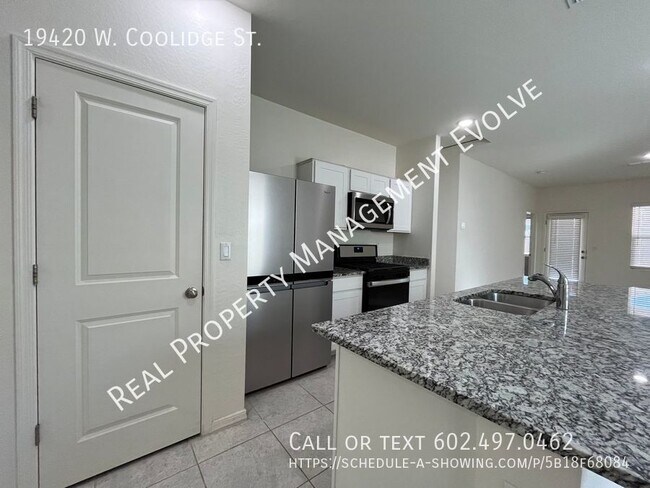 Foto del edificio - COME TOUR TODAY!