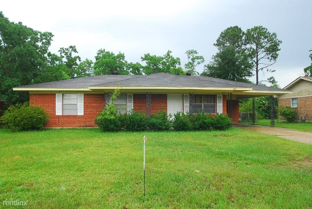 Primary Photo - 3 br, 1.5 bath House - 105 Ben Dr
