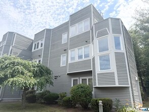 Building Photo - 1414 Whitney Ave