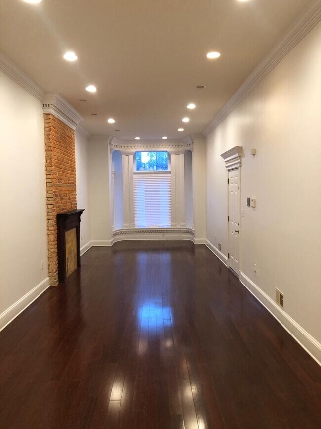 Foto del edificio - 2318 Eutaw Pl