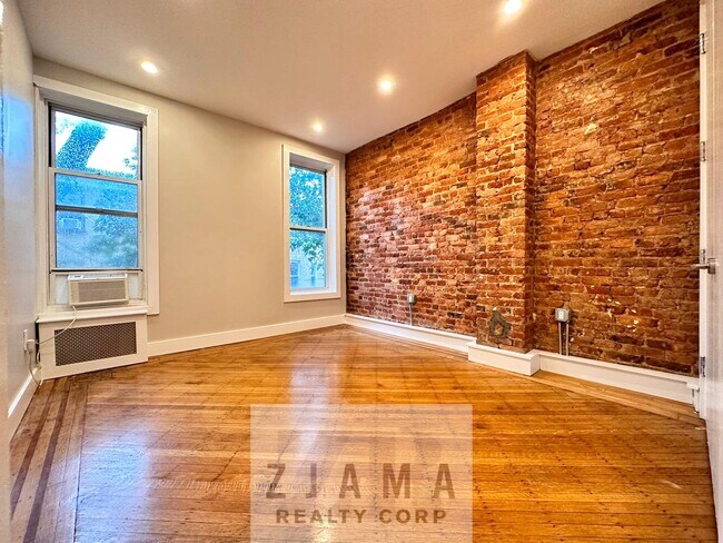 Building Photo - 563 Eastern Pkwy