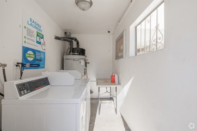 Laundry Room - 422 - 426 Exton Ave