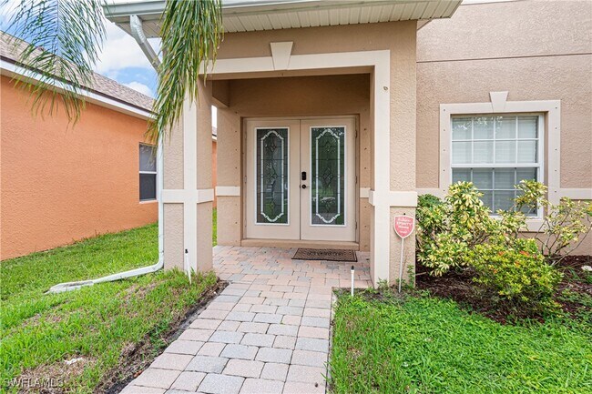 Foto del edificio - 8340 Silver Birch Way