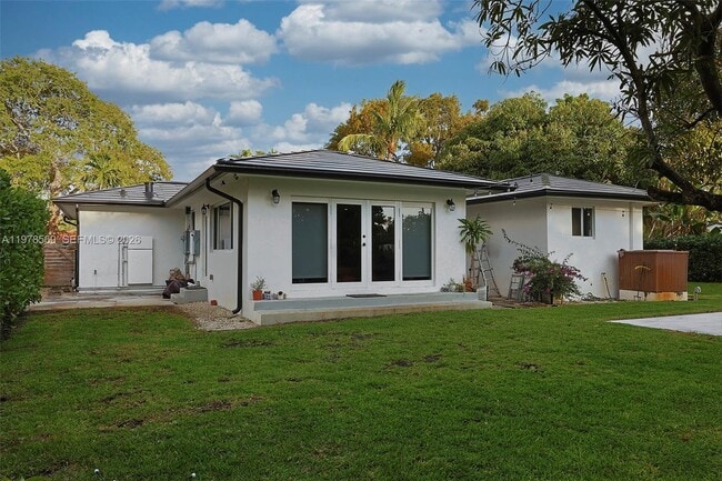 Foto del edificio - 10804 NW 2nd Ave