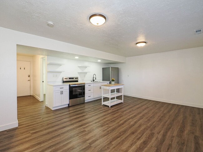 Building Photo - RES_CLOWARD_521