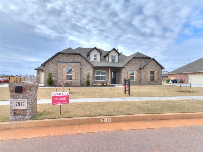 Building Photo - 2817 Bens Cir