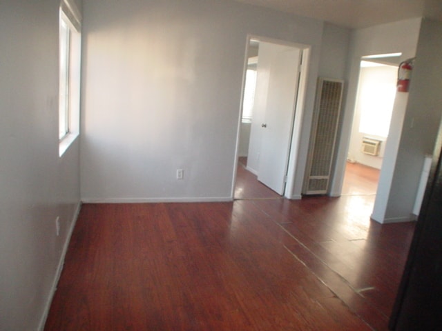 Foto del edificio - 2424 Workman St