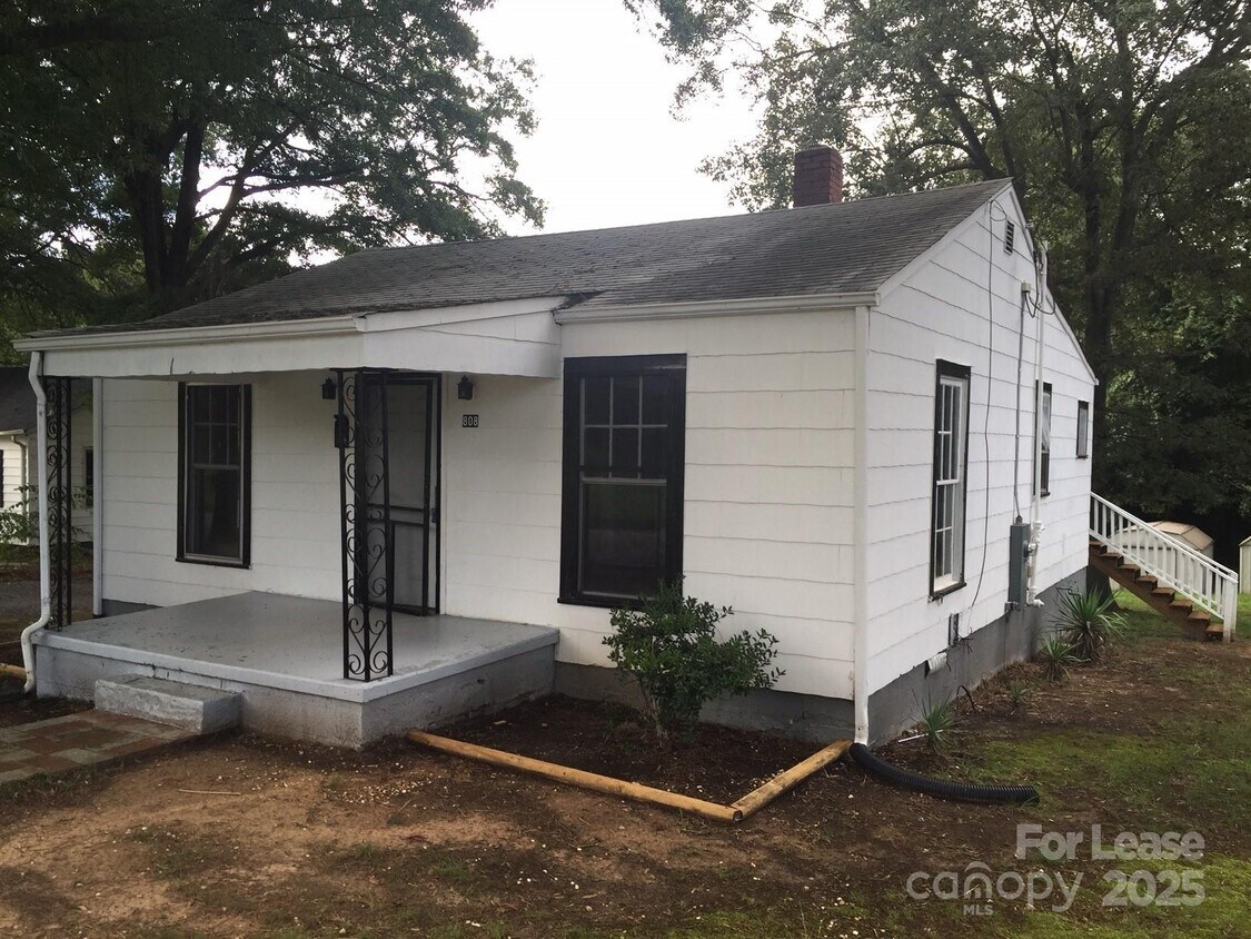 Foto principal - 808 Wilmington Ave
