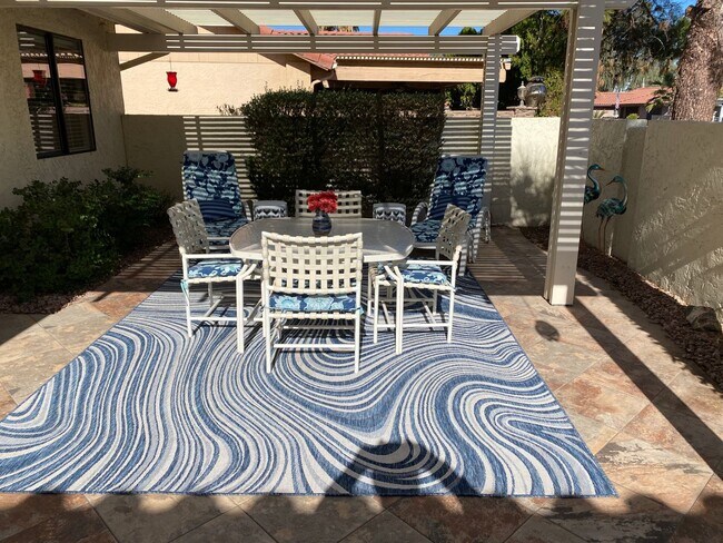 Foto del edificio - 45+ Active Adult Resort Community Updated Golf Course Property Available APRIL 2026 through Decem...