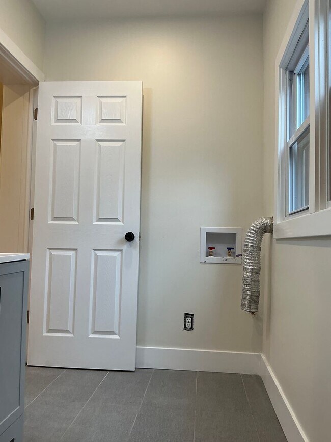 Foto del edificio - Refine Tyler Realty LLC