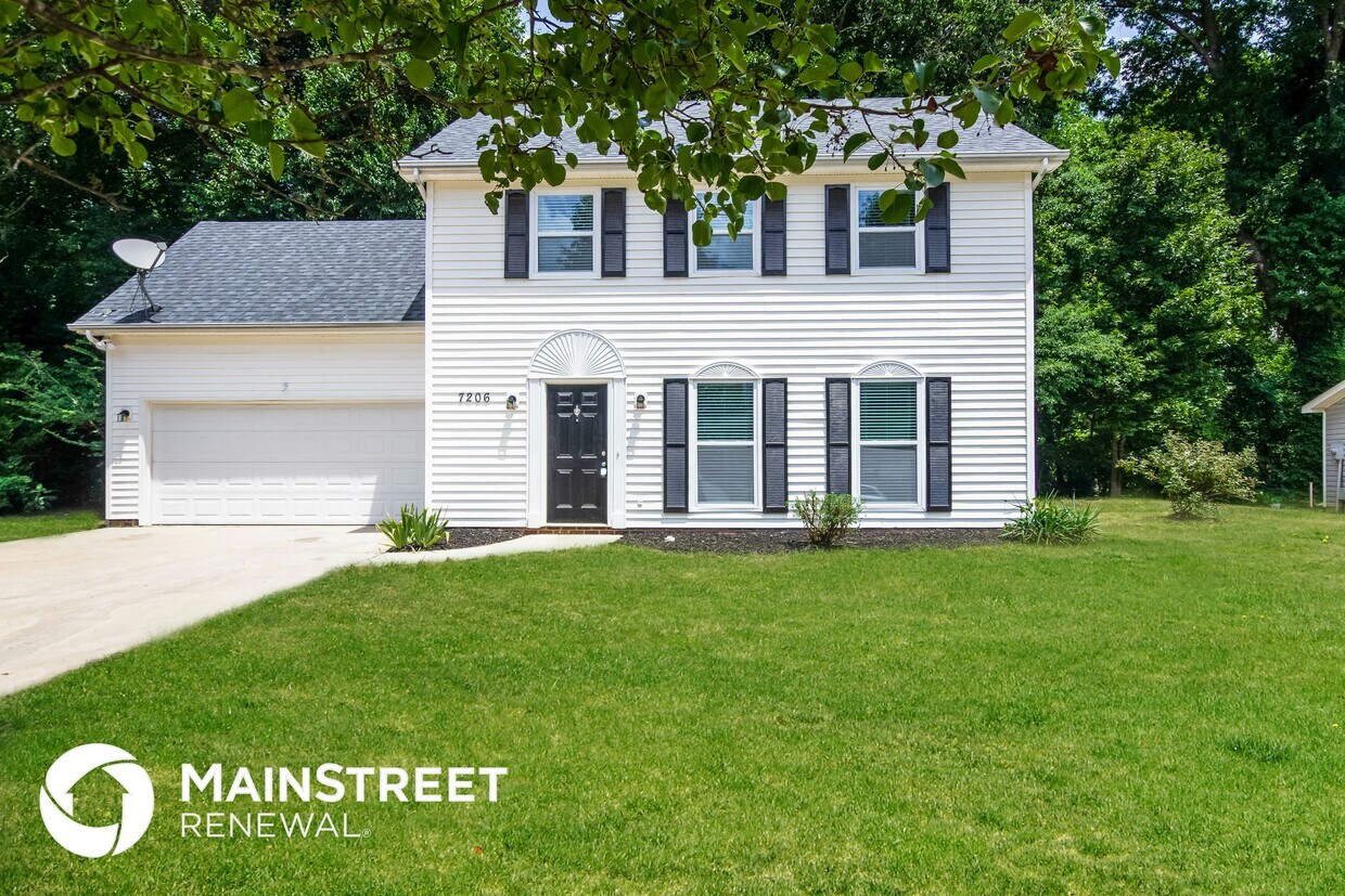 Foto principal - 7206 Rothmore St