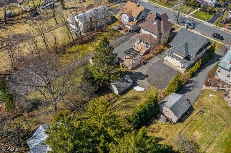 Primary Photo - 36 Smull Ave