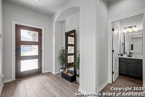 Foto del edificio - 8502 Kallison Arbor