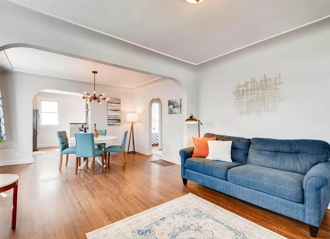 Photo - Sunnyside Denver bungalow for rent Apartment