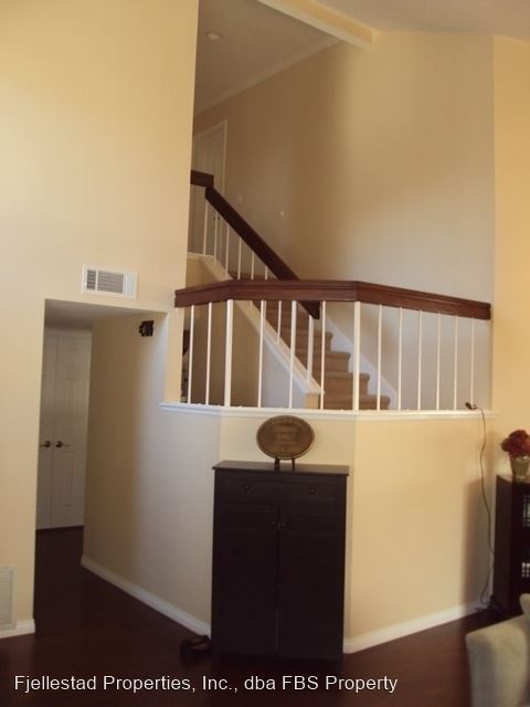Foto del edificio - 4 br, 2.5 bath House - 10060 Branford Road