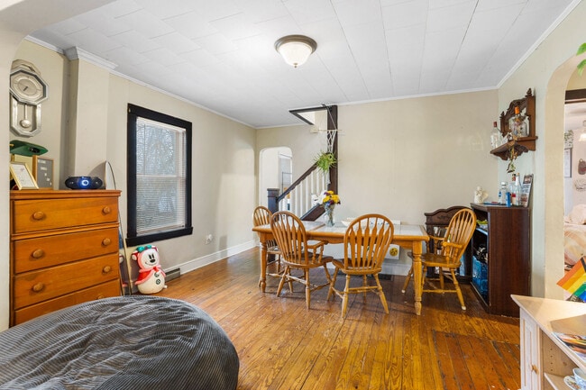 Building Photo - 14 Allison Ave