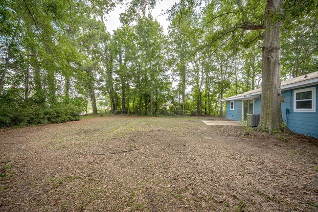 Foto del edificio - Charming Home in the Heart of Ocean Springs!