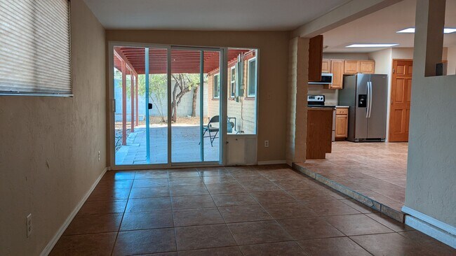Foto del edificio - Eastside Carriage Hill Neighborhood Rental