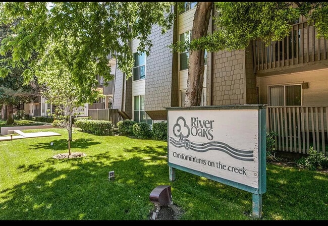 Building Photo - 4851 Cedar Springs Rd