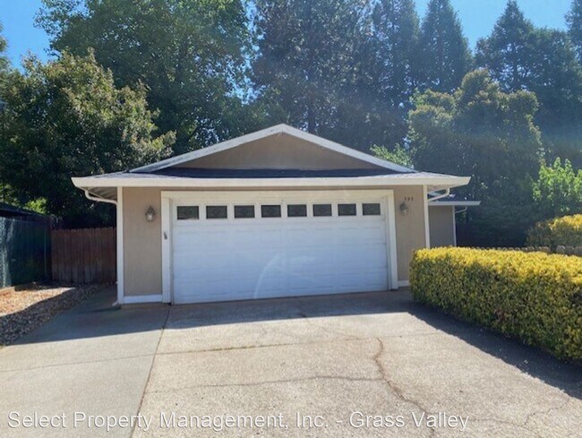 Foto del edificio - 3 br, 2 bath House - 595 Packard Drive