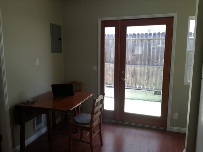 Foto del edificio - 1814 Arizona Ave