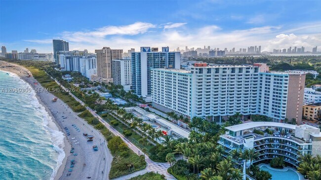 Foto del edificio - 2899 Collins Ave