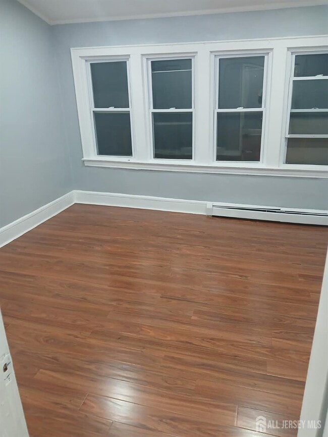 Foto del edificio - 51 Poe Ave