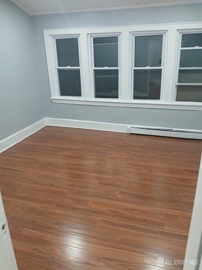 Building Photo - 51 Poe Ave