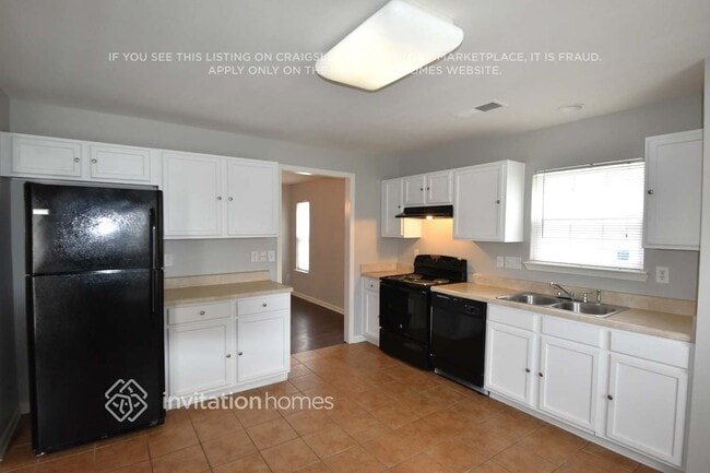 Building Photo - 11829 Aubreywood Dr
